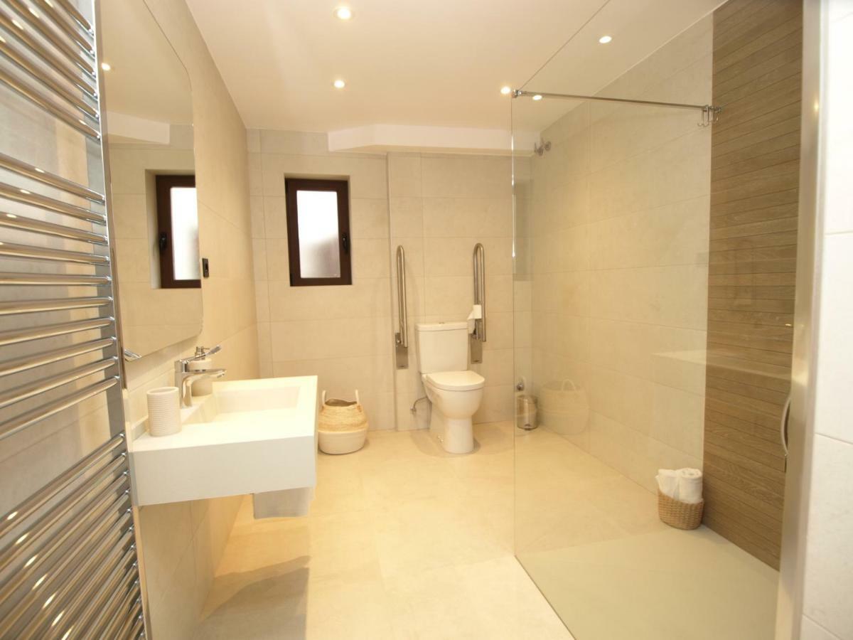Apartamentos M.Bell เลออน ภายนอก รูปภาพ