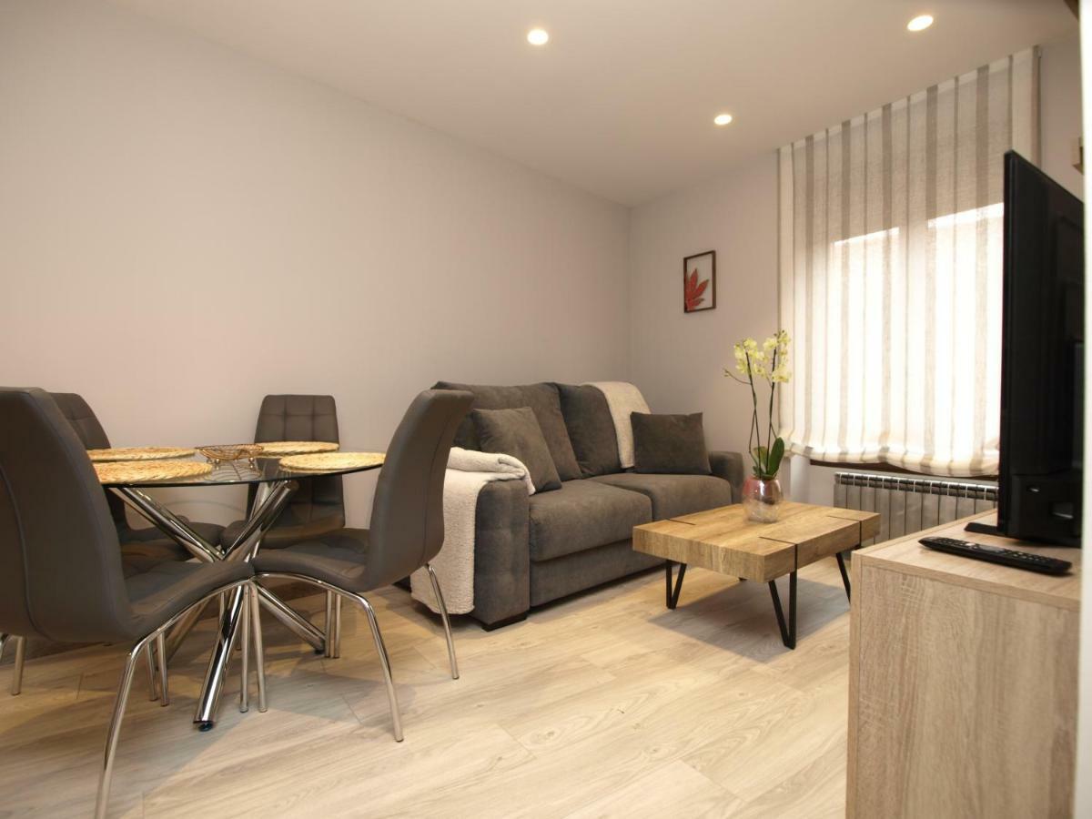 Apartamentos M.Bell เลออน ภายนอก รูปภาพ